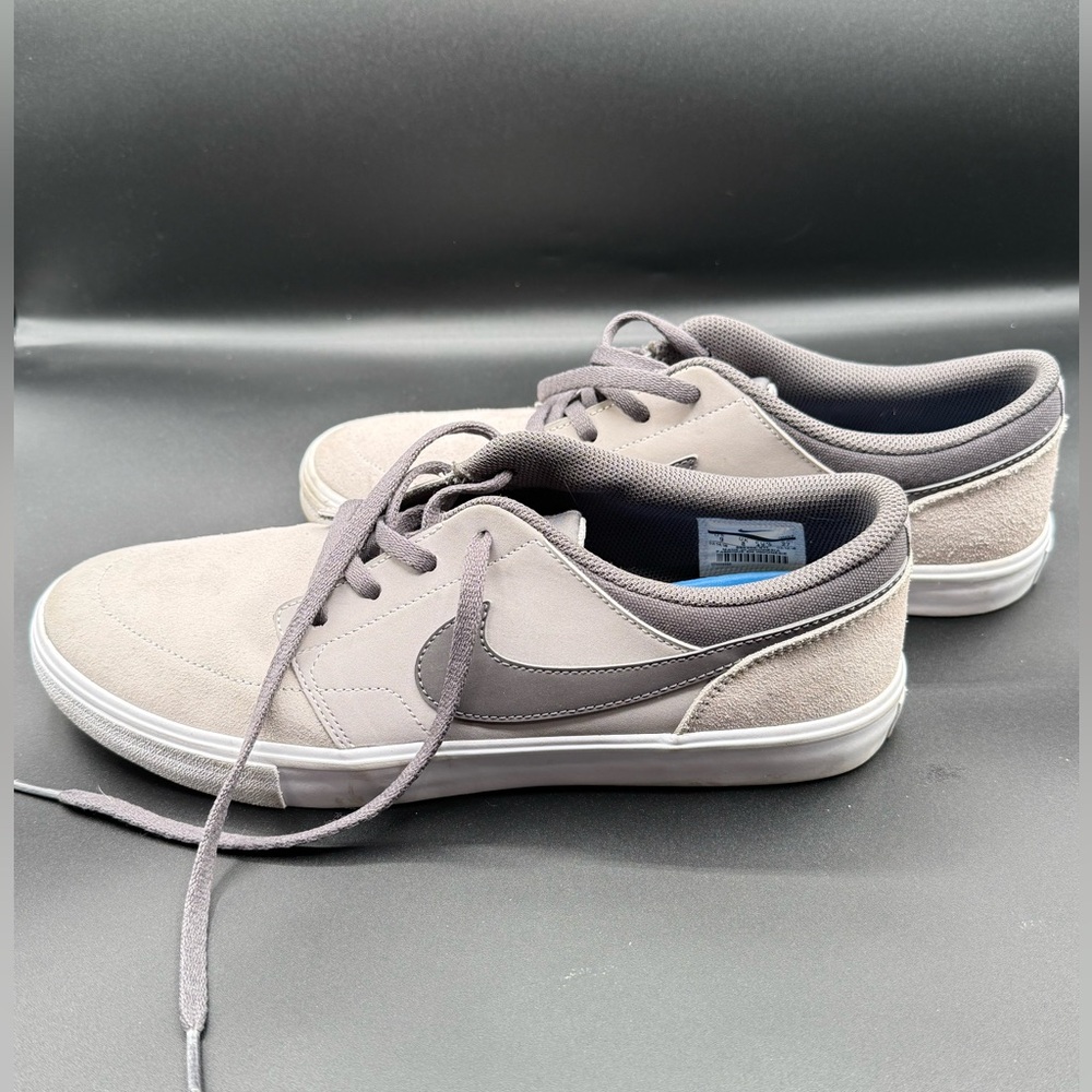 Nike Gray Sneakers Minimalist Design